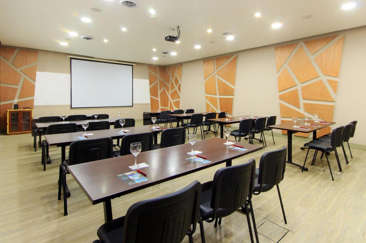 Hotel Factory Green Bogotá Dış mekan fotoğraf